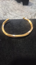 Twist bangle