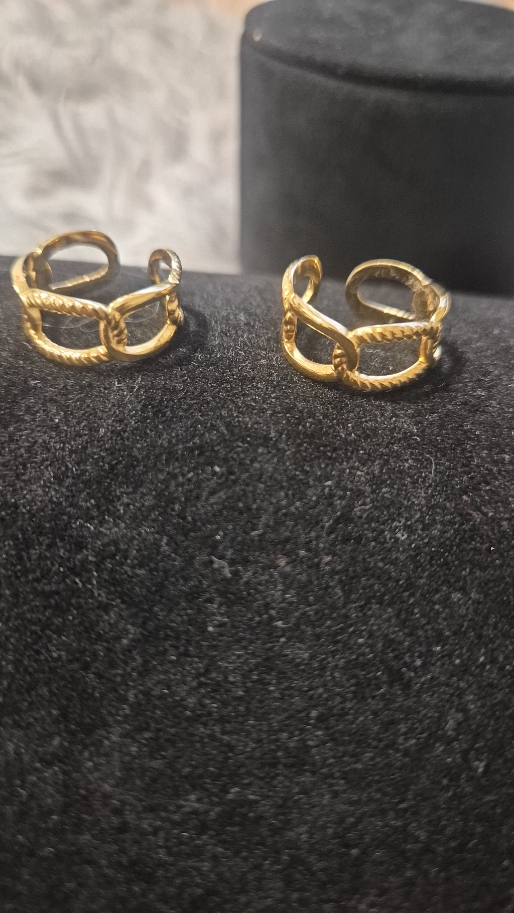 Fancy ring