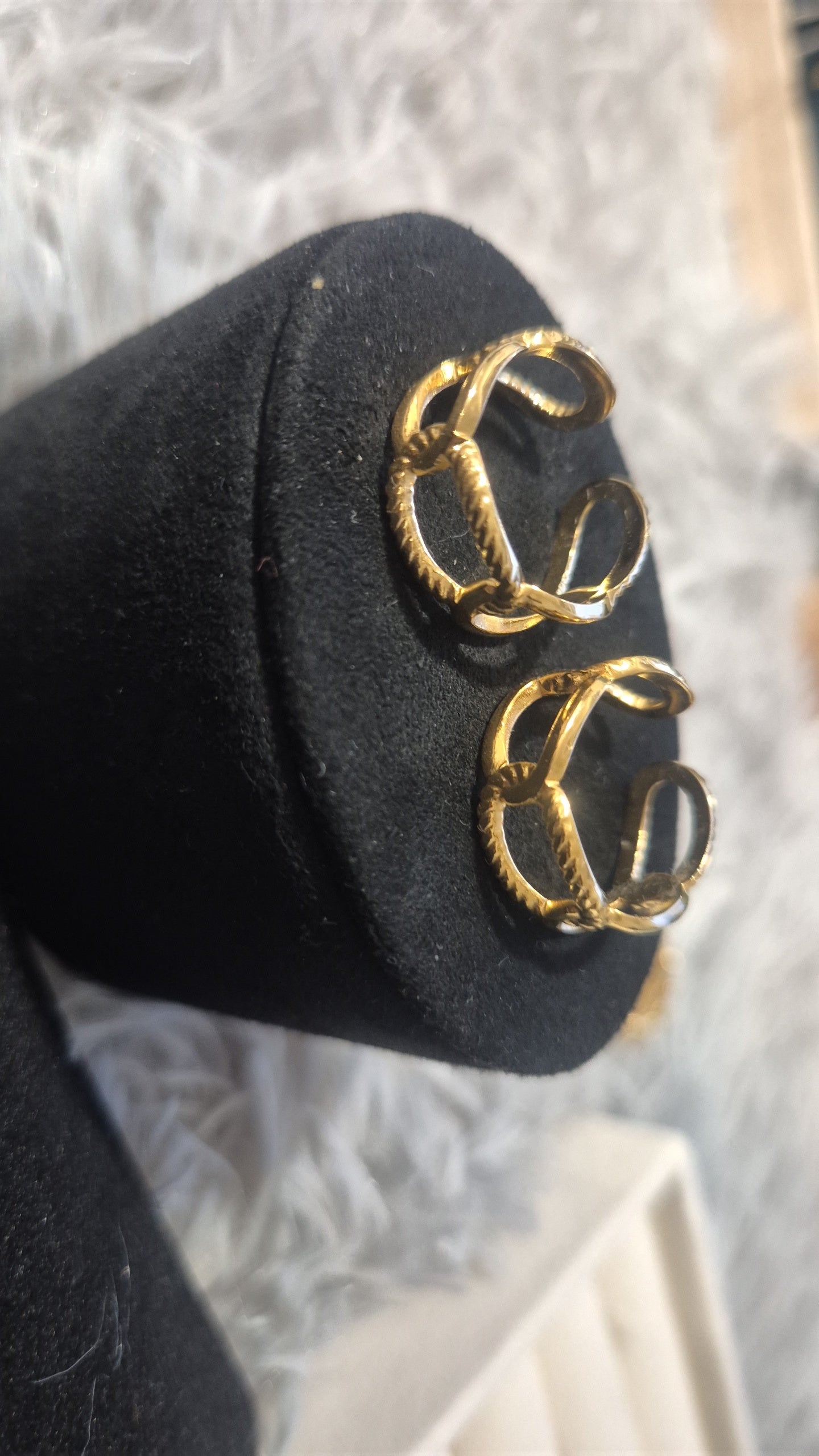 Fancy ring